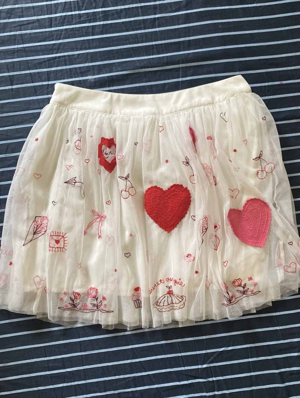 Free People Ivory Tulle Mini Skirt with Red & Pink Heart Appliqués